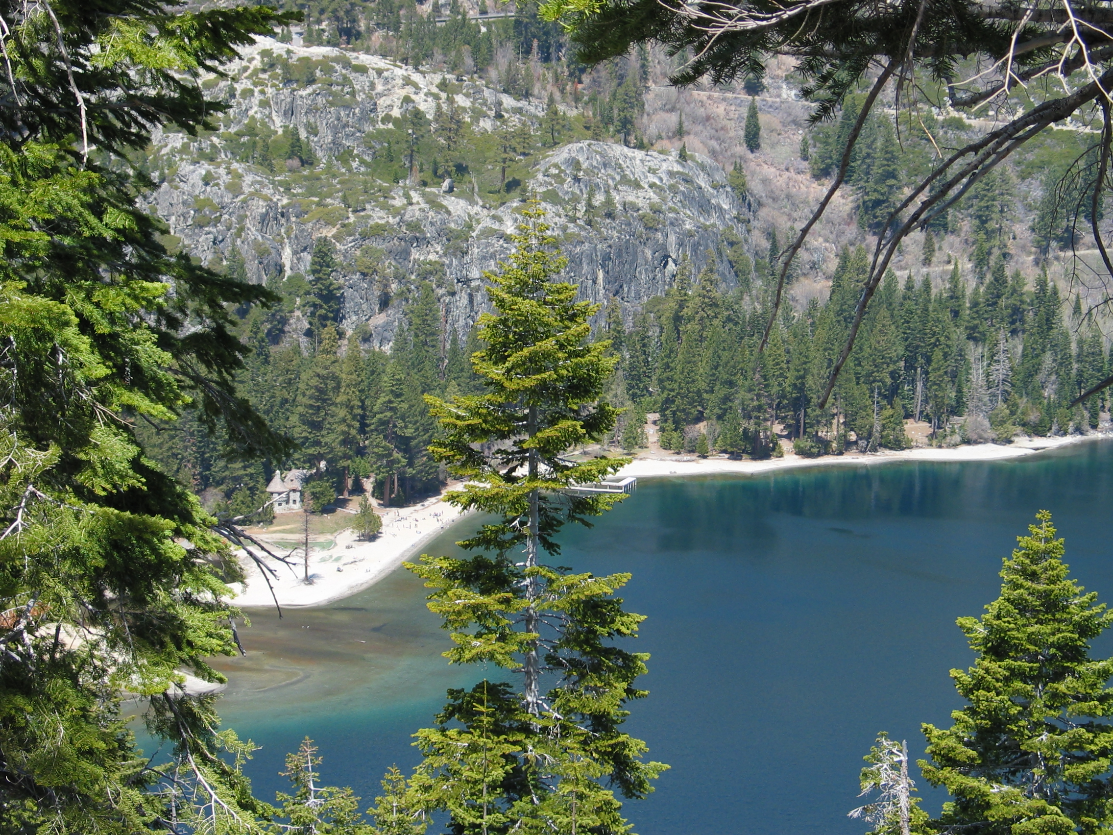 #119_Emerald Bay Shore