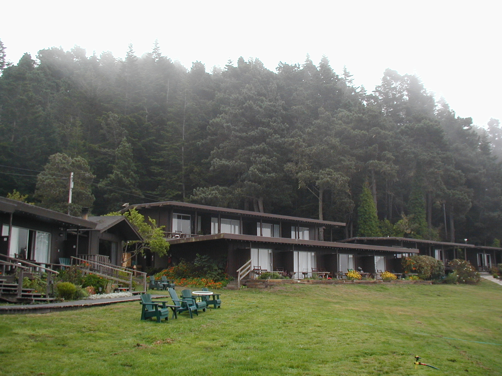 Seafoam Lodge