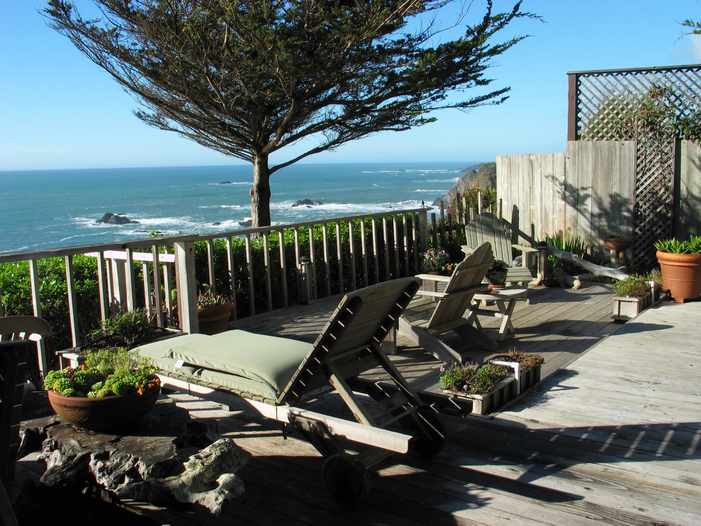 124_SeaEscape_Has_a_Great_Deck