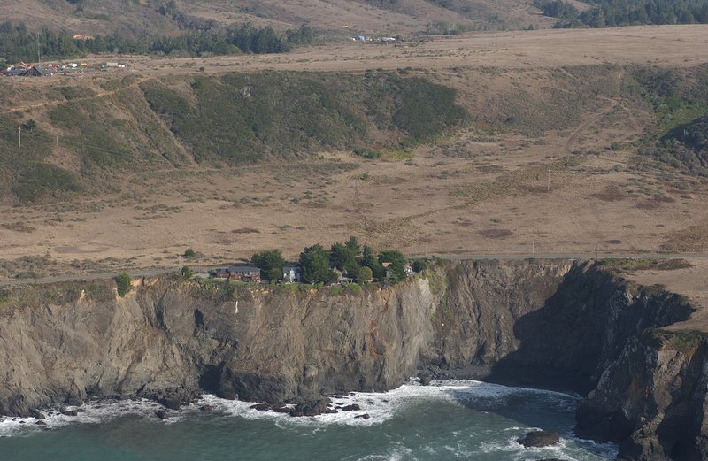104_SeaEscape_californiacoastline.org.jpg
